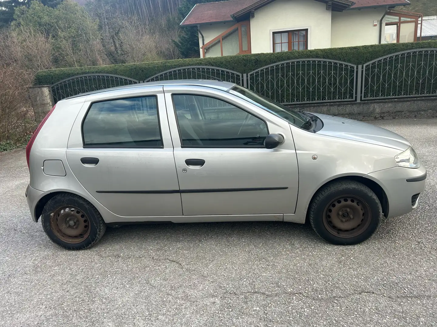 Fiat Punto 188 1,2 8V *Pickerl 10/2025* srebrna - 2
