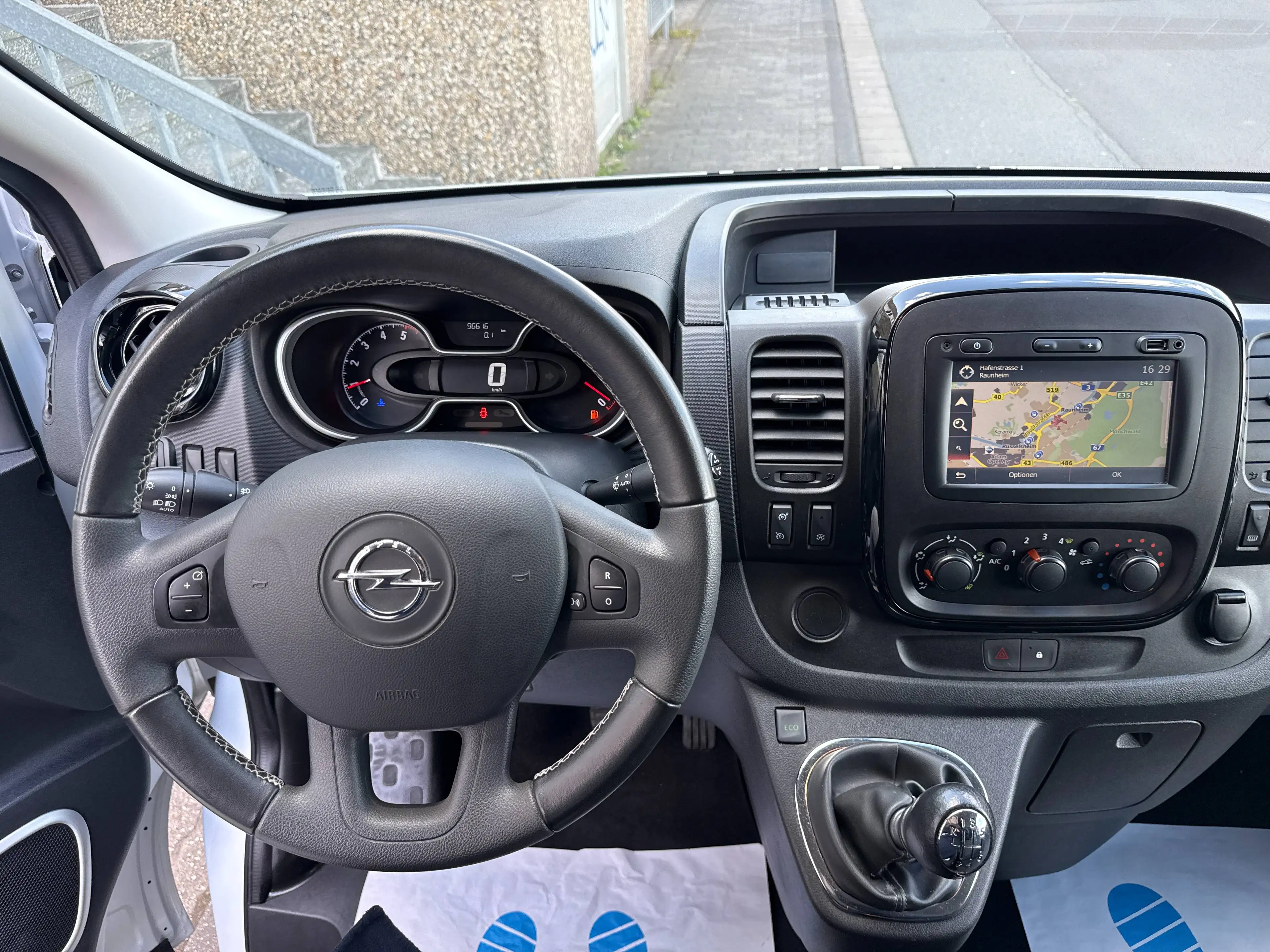 Opel Vivaro B 1.6 BiTurbo L2H1 2,9t Sport (9xSITZER*NAVI*ALU) — photo 13
