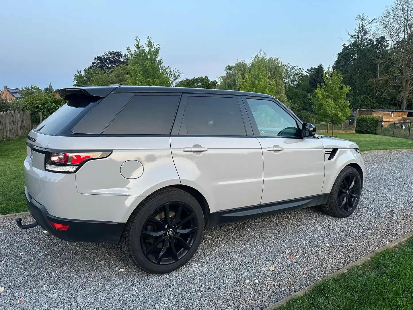 Land Rover Range Rover Sport Range Rover Sport TDV6 HSE Gris - 1