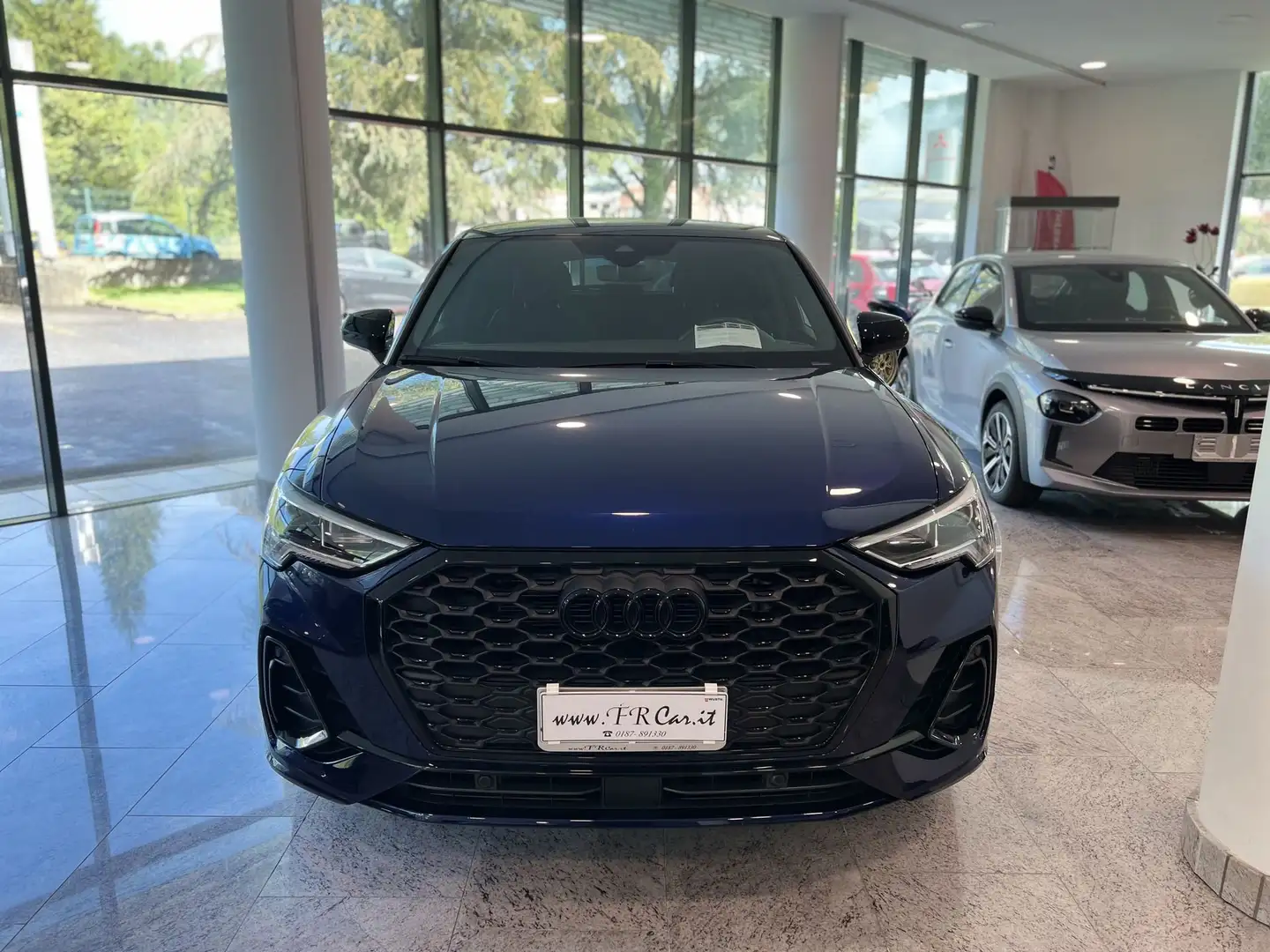 Audi Q3 SPB 35 TDI S tronic Identity Black Blu/Azzurro - 2