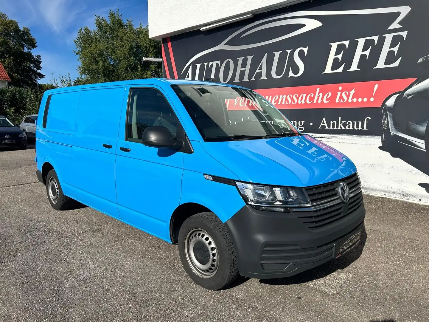 Volkswagen T6.1 Transporter TÜV Neu Lang FWD KLIMA AHK LEDER Werkstatt Wa. Bleu - 2