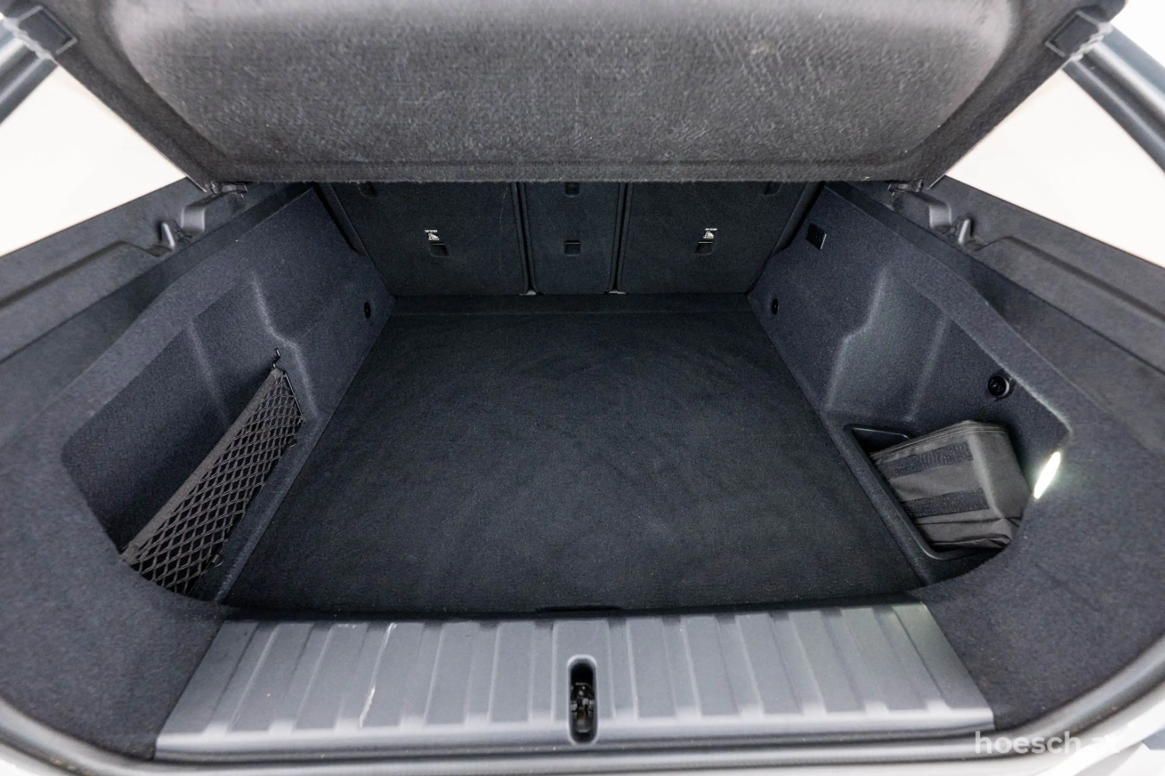 BMW iX2 xDrive30 M FAHRWERK LIVE PLUS KAMERA CARPLAY — photo 8