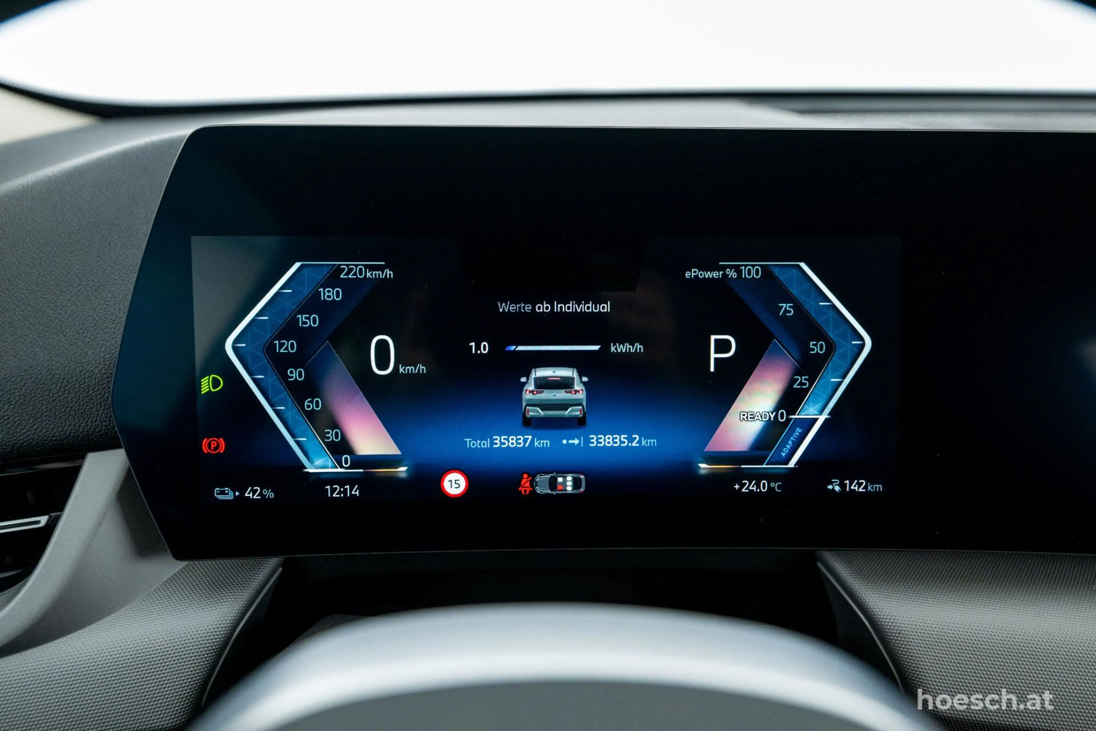 BMW iX2 xDrive30 M FAHRWERK LIVE PLUS KAMERA CARPLAY — photo 10