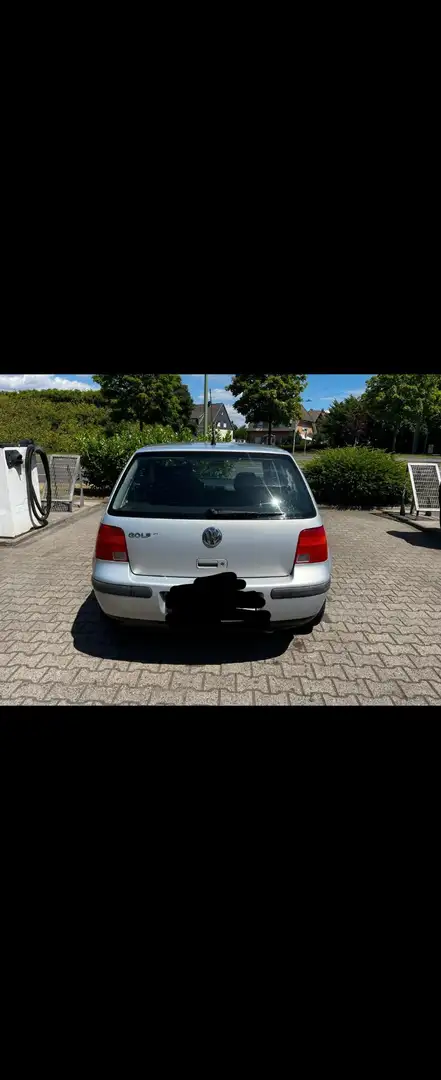 Volkswagen Golf 1.4 - 1