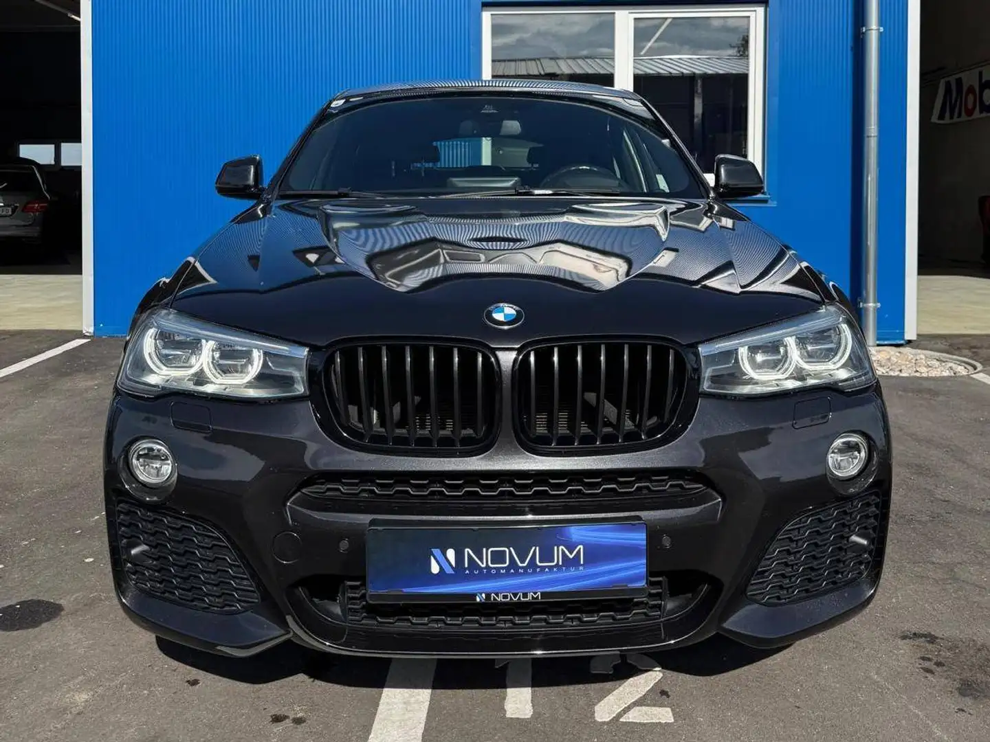 BMW X4 xDrive 20 d M Sport Schwarz - 2