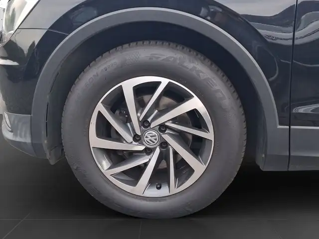 Volkswagen Tiguan view 7