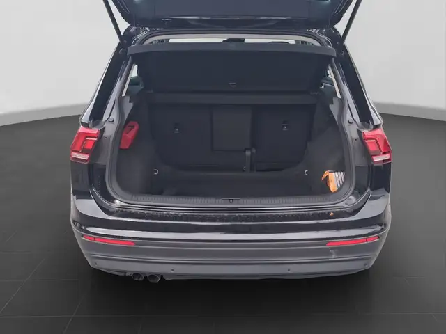 Volkswagen Tiguan view 17