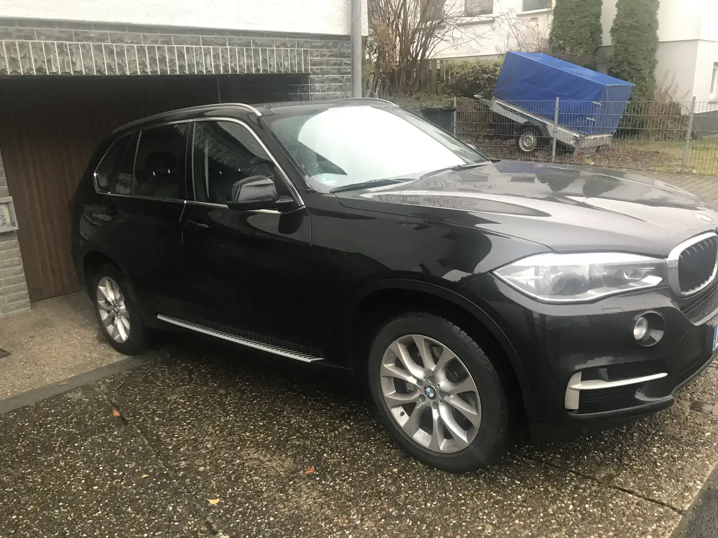 BMW X5 xDrive40d Edition Exclusive Schwarz - 2