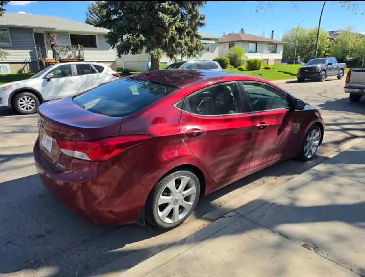 Hyundai ELANTRA photo Hyundai ELANTRA