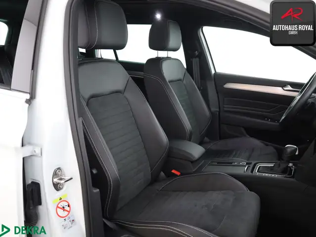 Volkswagen Passat view 13