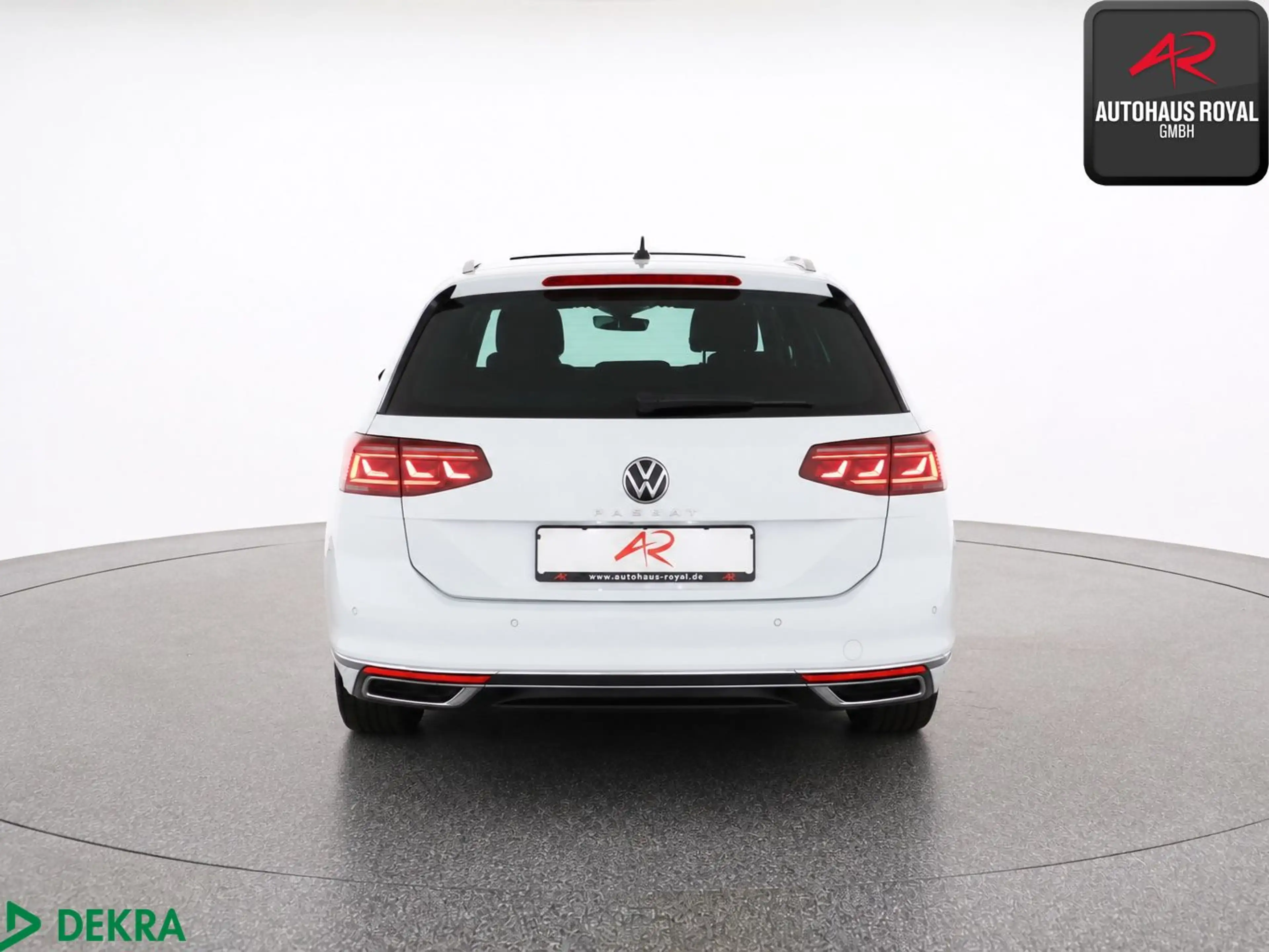Volkswagen Passat Variant 2.0 TDI IQ-LIGHT,360°,ACC,MASSAGE — photo 4