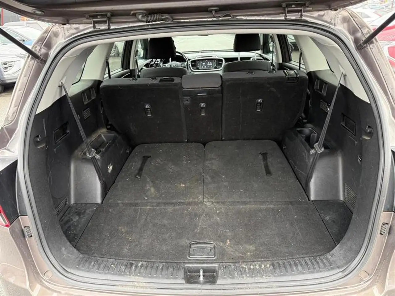 Kia Sorento снимка Kia Sorento