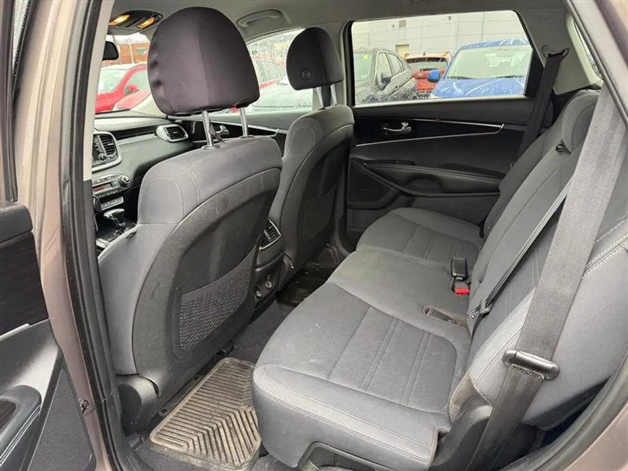 Kia Sorento снимка Kia Sorento