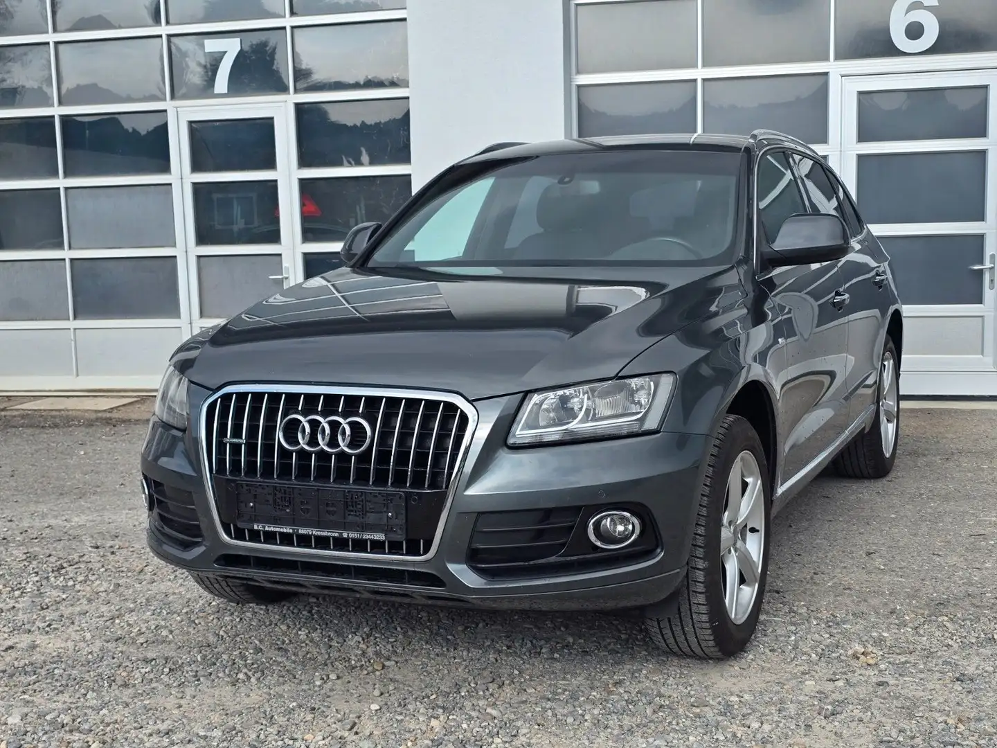 Audi Q5 2.0 TDI quattro *SLine*2.Hand*EUR-6*HU 08/26 Grau - 1