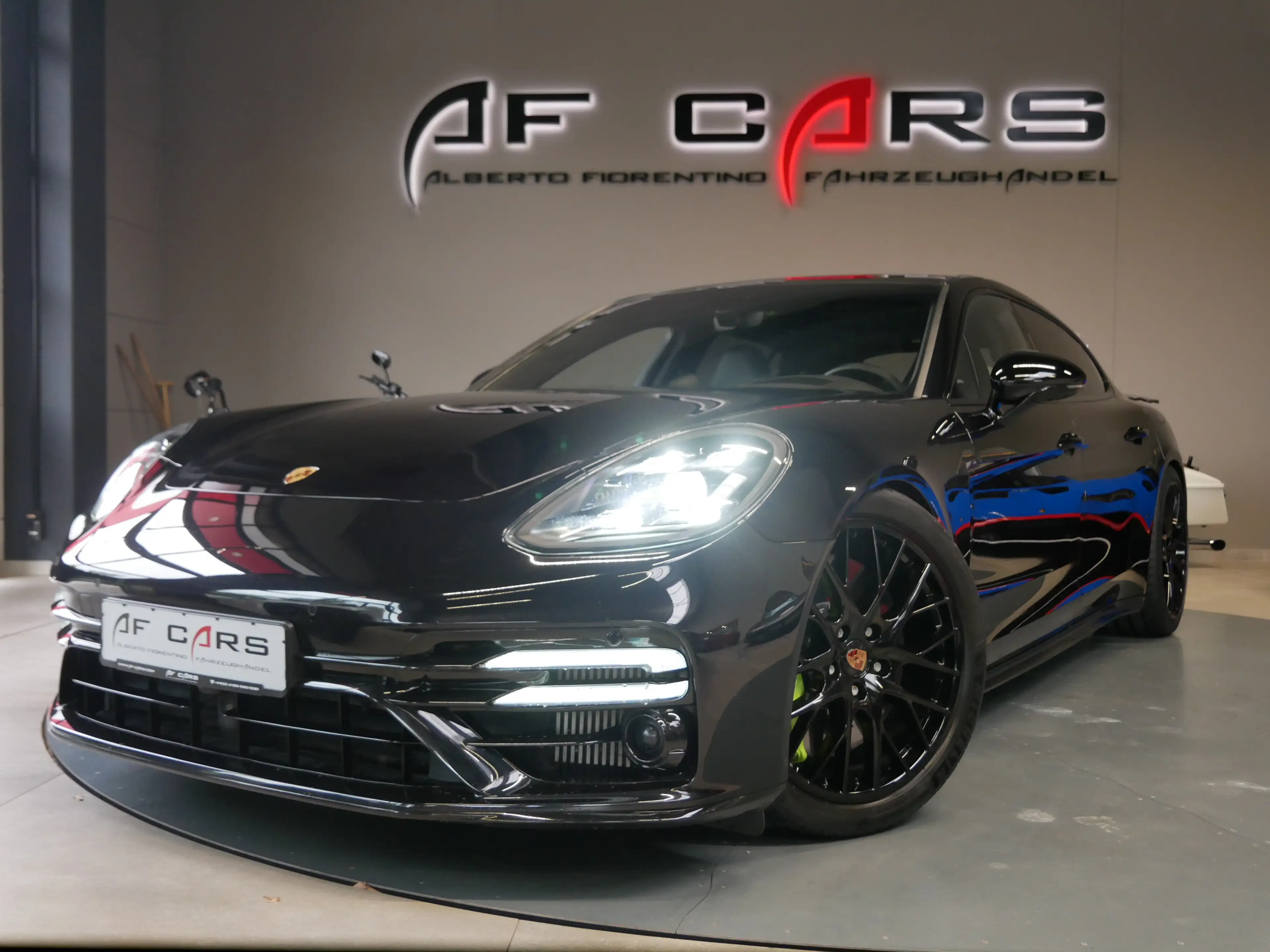 Porsche Panamera Turbo S E-Hybrid Executive Lang Pano