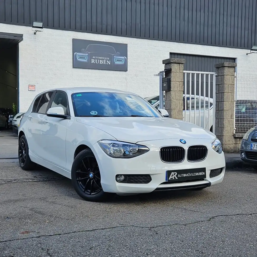 BMW 116 118d Blanco - 1