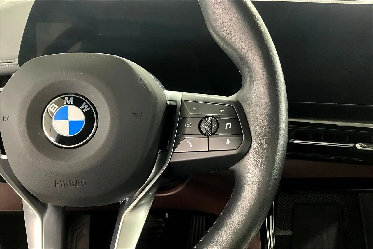 BMW X1 снимка BMW X1