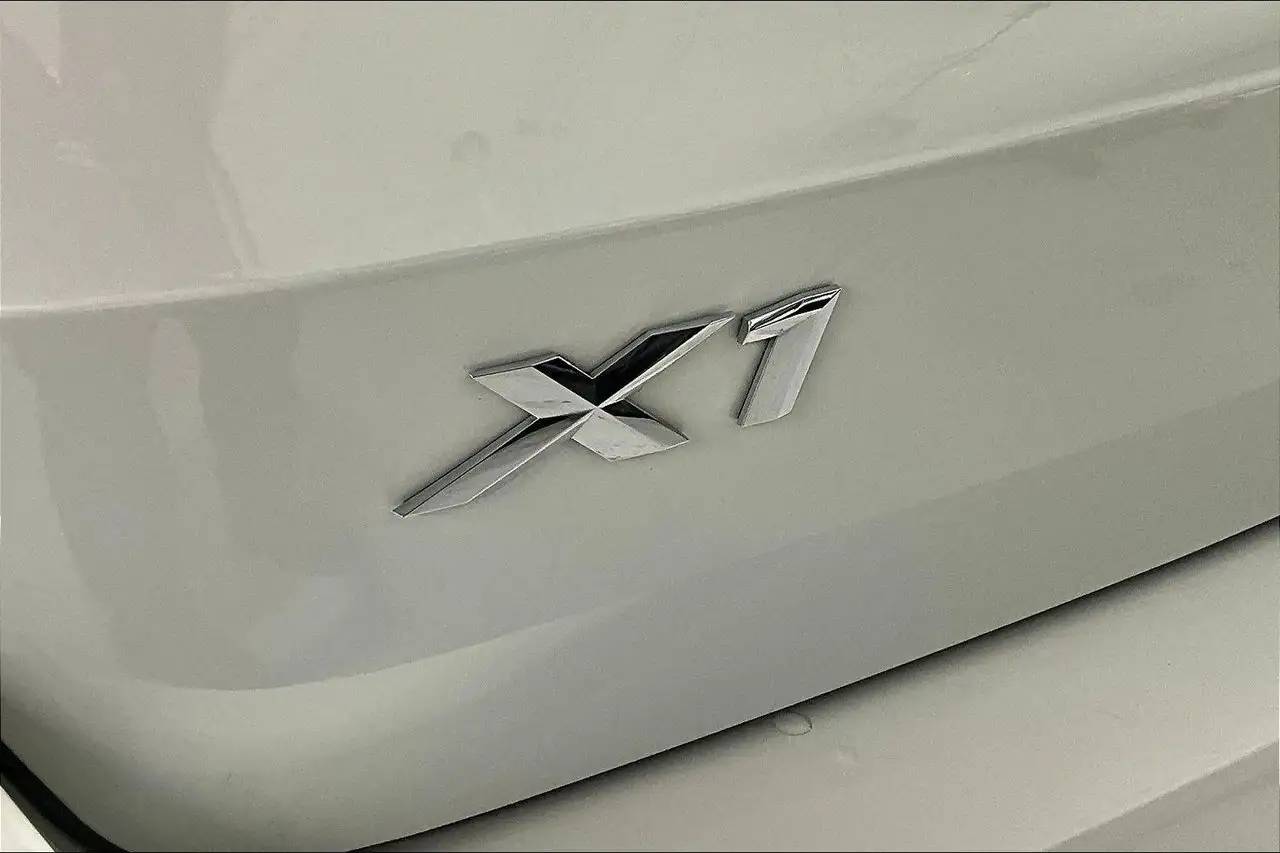 BMW X1 снимка BMW X1