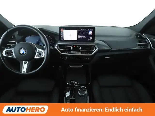 BMW X3 view 12