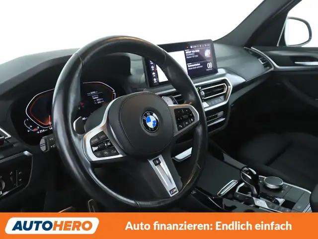 BMW X3 view 11