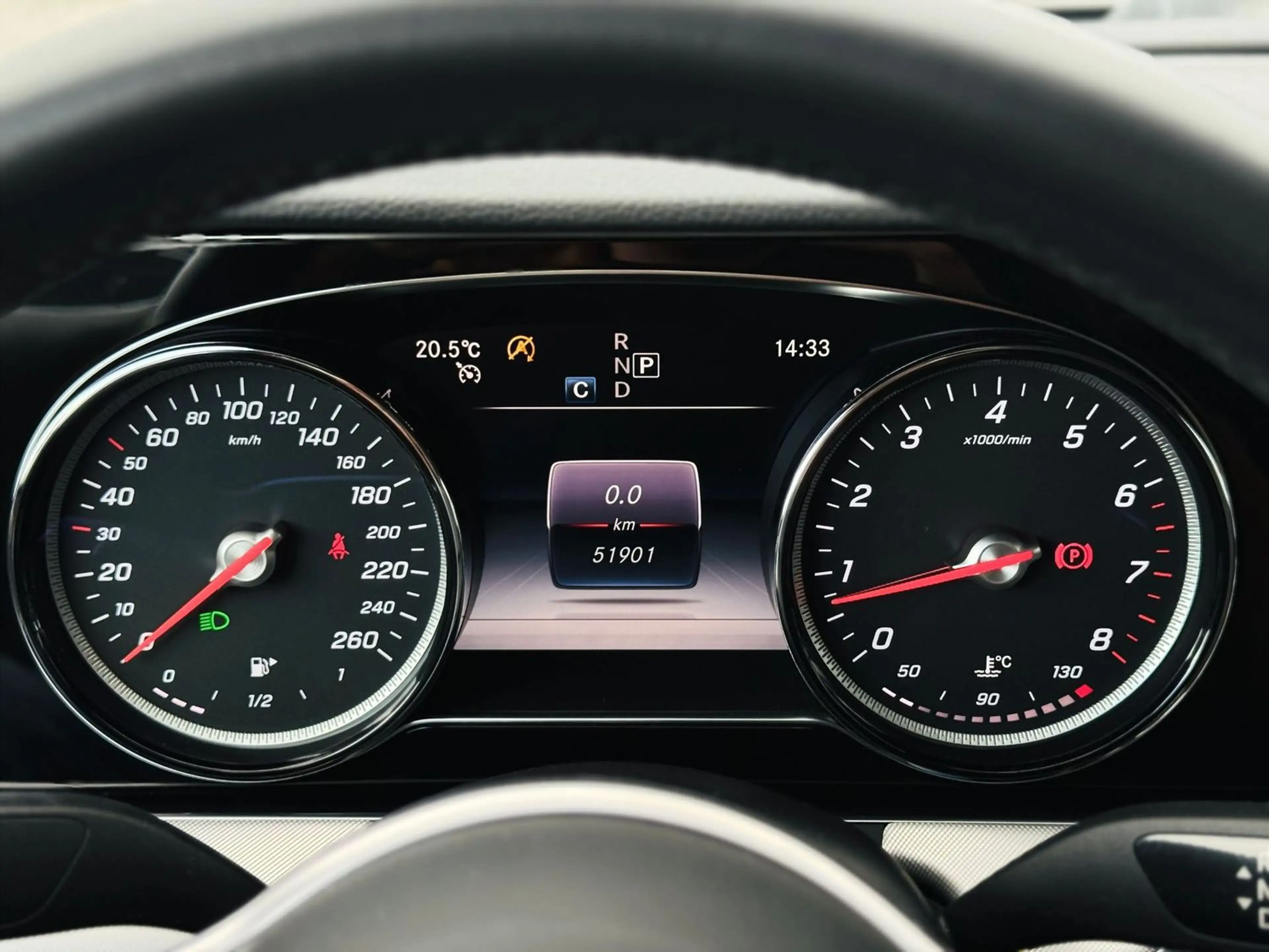 Mercedes-Benz E 200 Coupé AVANTGARDE, AHK schw., RFK, Totw., LED, PTS, — photo 15