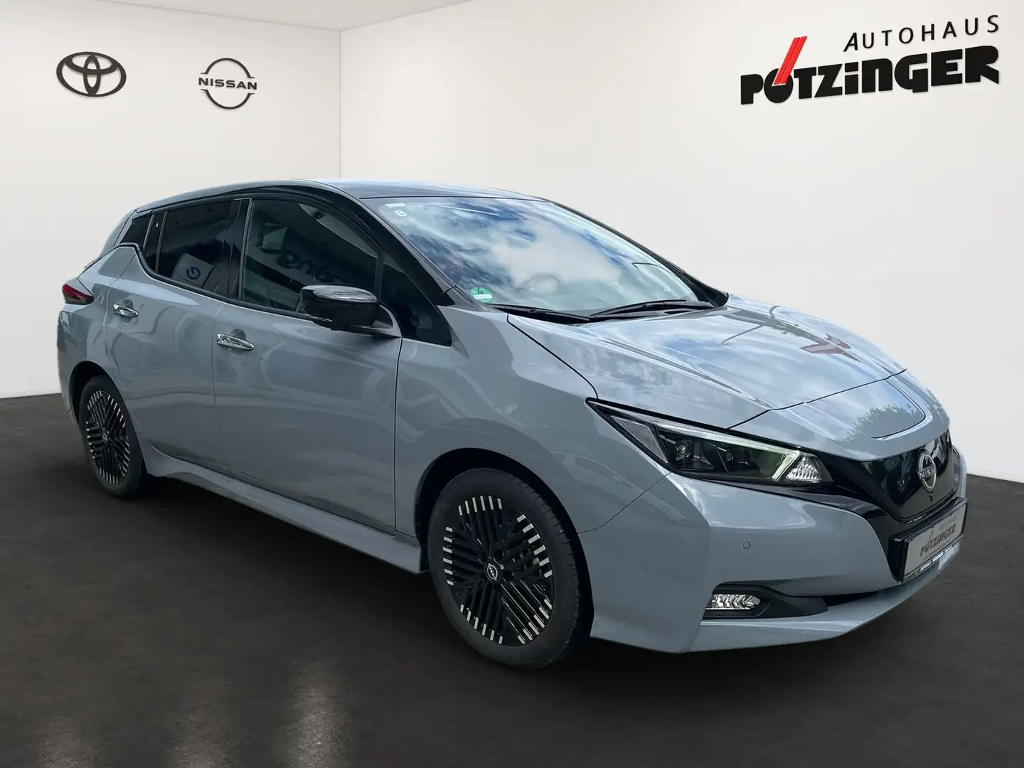 Nissan Leaf 39 kWh N-Connecta,Winter,LED,360Kamera,MY23 Grey - 2