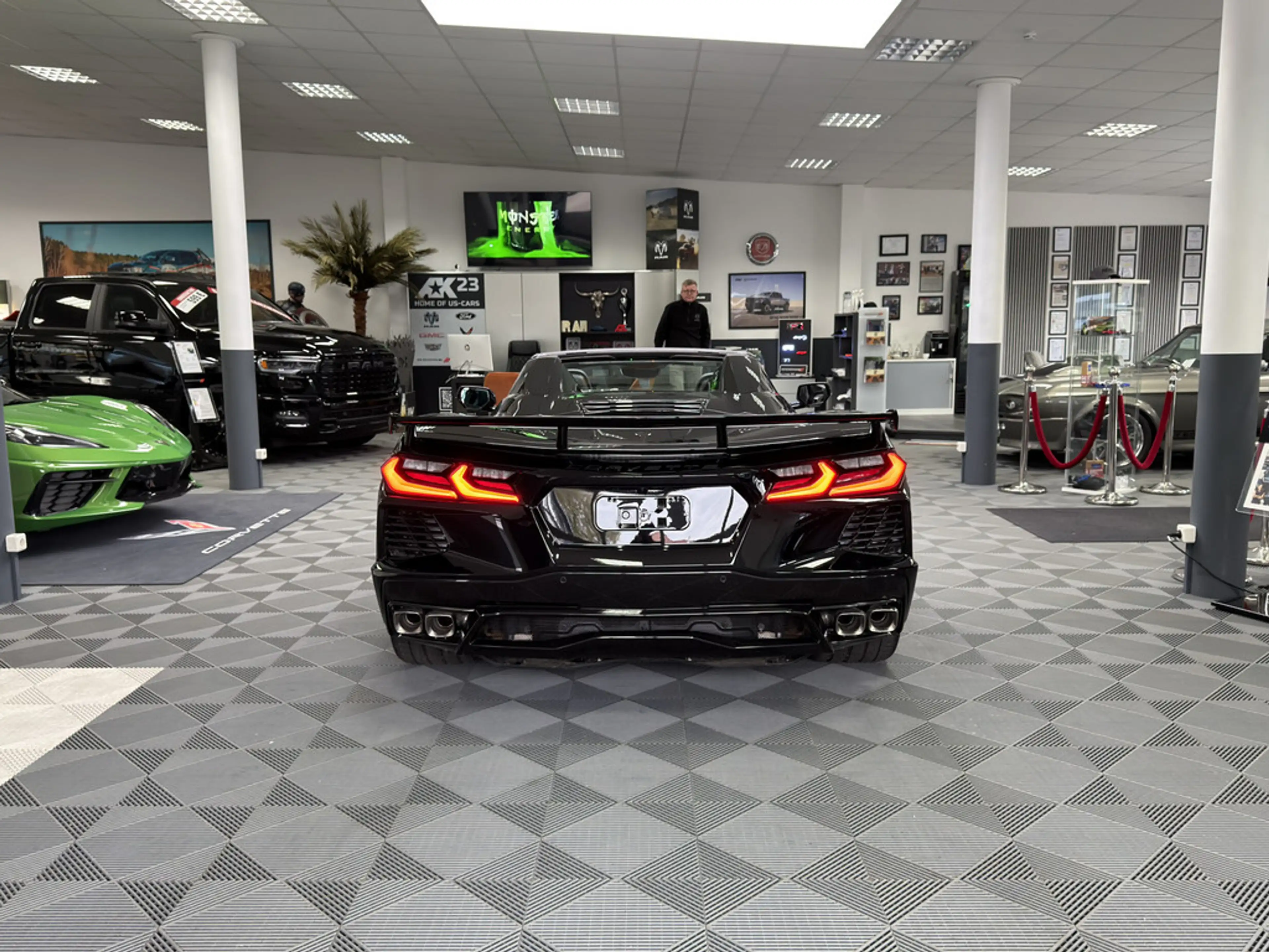 Corvette C8 Cabrio 2LT MY 2026, Magnetic — photo 8