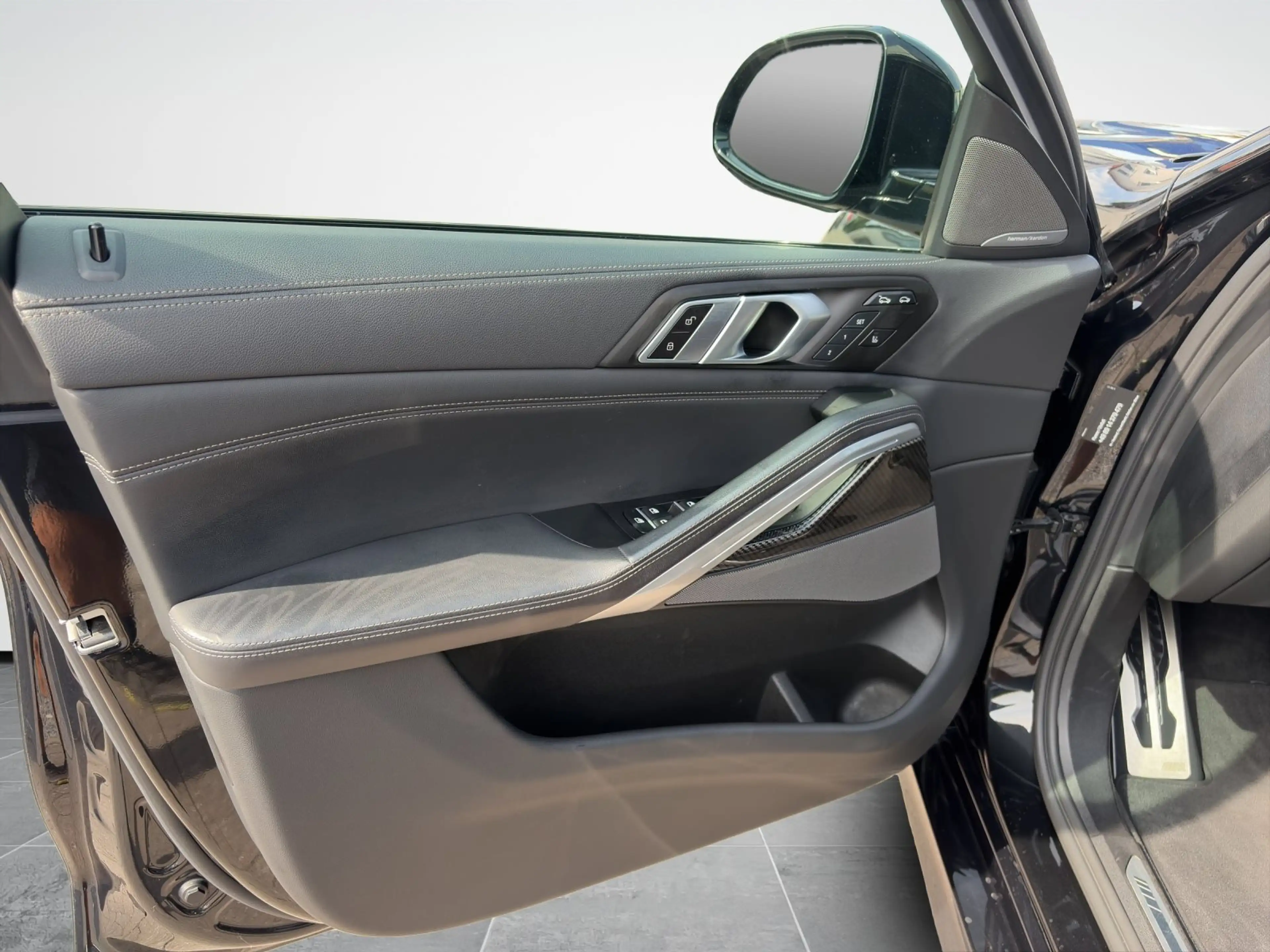 BMW X6 xDrive40d | M Sport| IconicGlow| UPE 125.230,-| Ah — photo 10