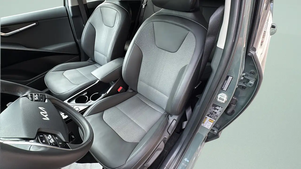 Kia Niro снимка Kia Niro
