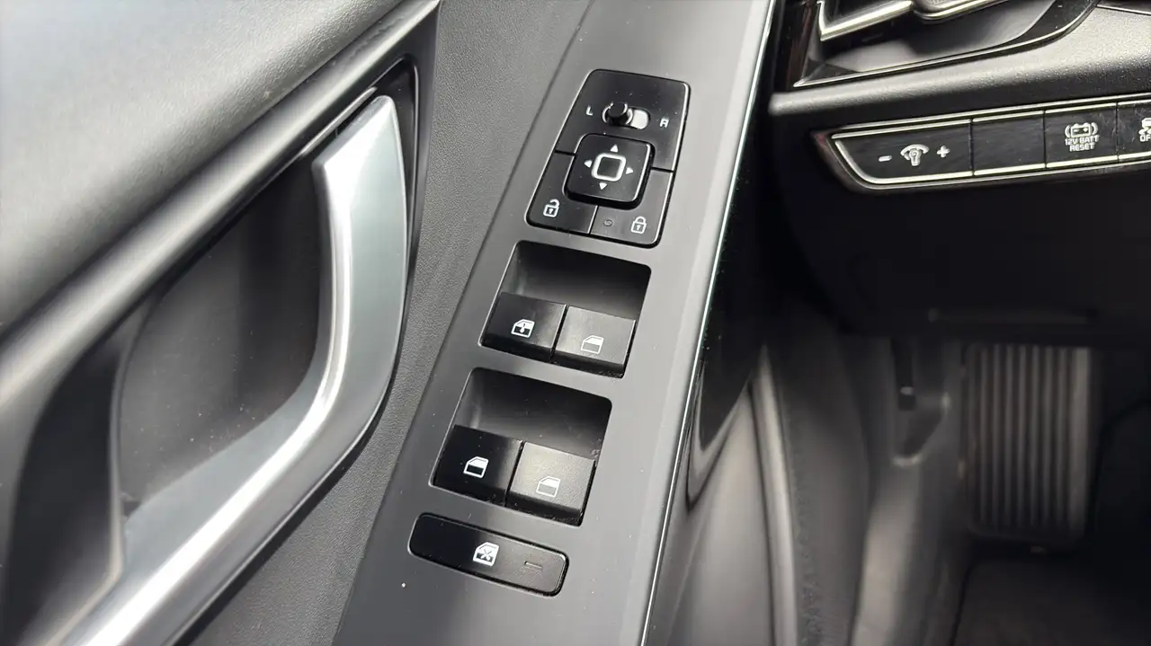Kia Niro снимка Kia Niro