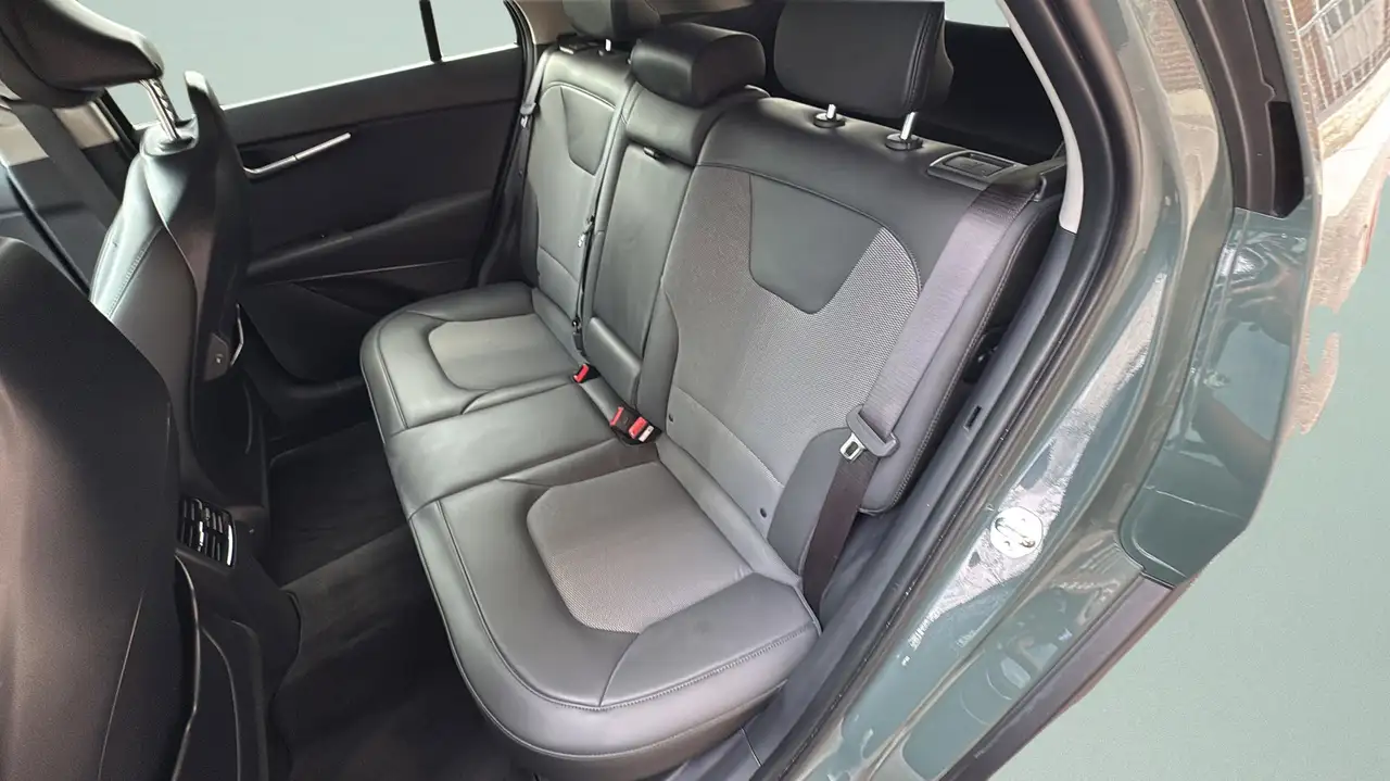 Kia Niro снимка Kia Niro