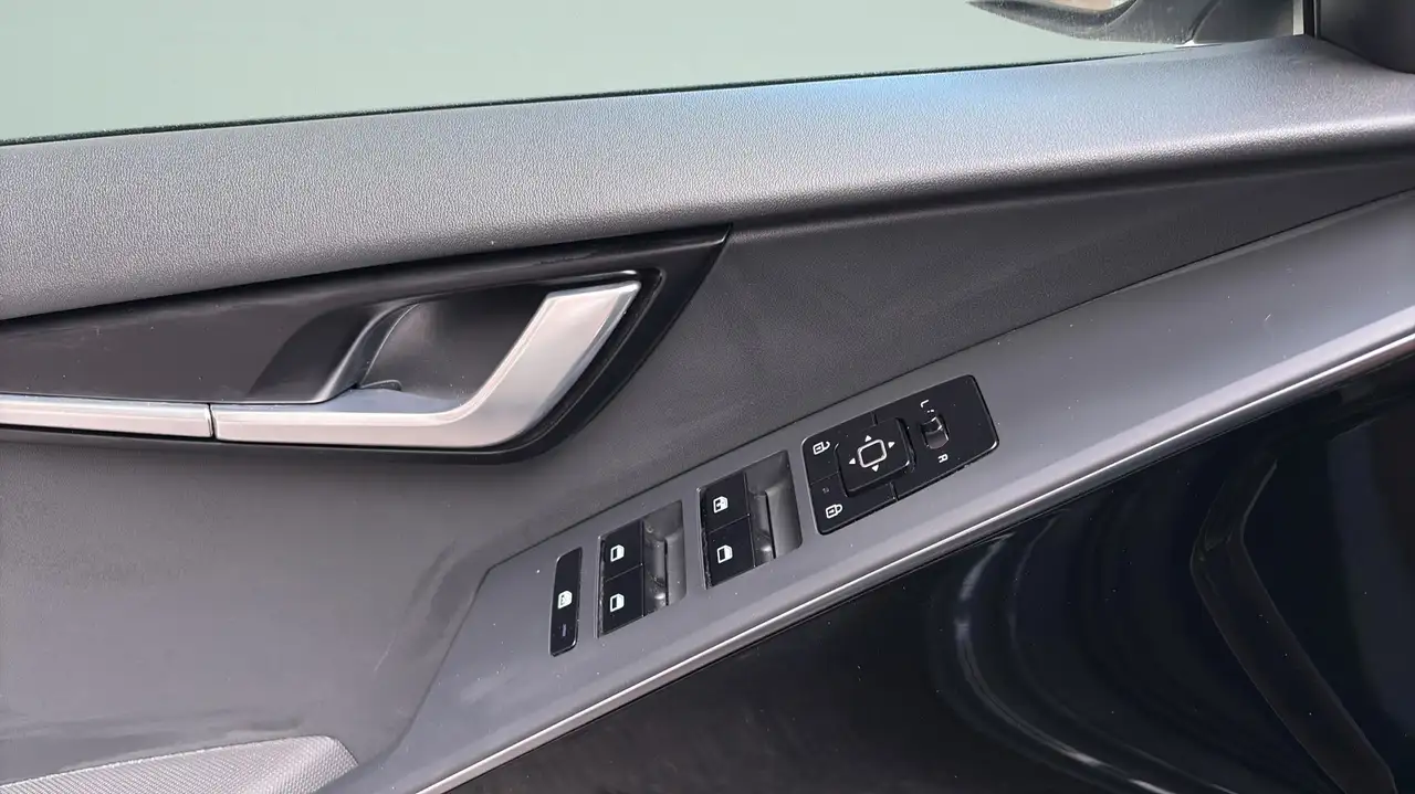 Kia Niro снимка Kia Niro