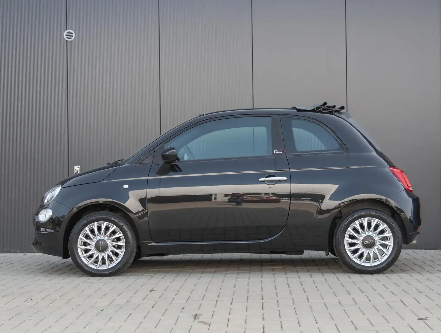 Fiat 500C 69pk Hybrid Launch Edition | 15"LMV | AppleCarPlay Nero - 2