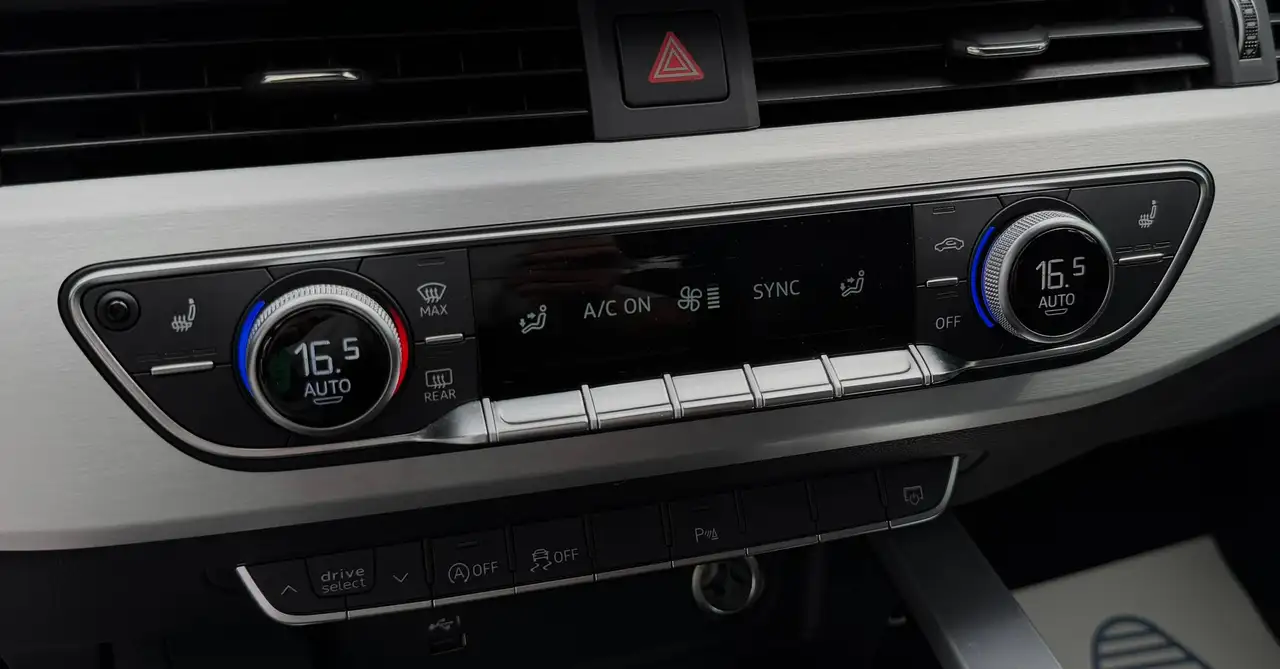 Audi A4 Avant 40 TFSI Quattro S line S 2022 Camera Garantie!, миниатюра 10
