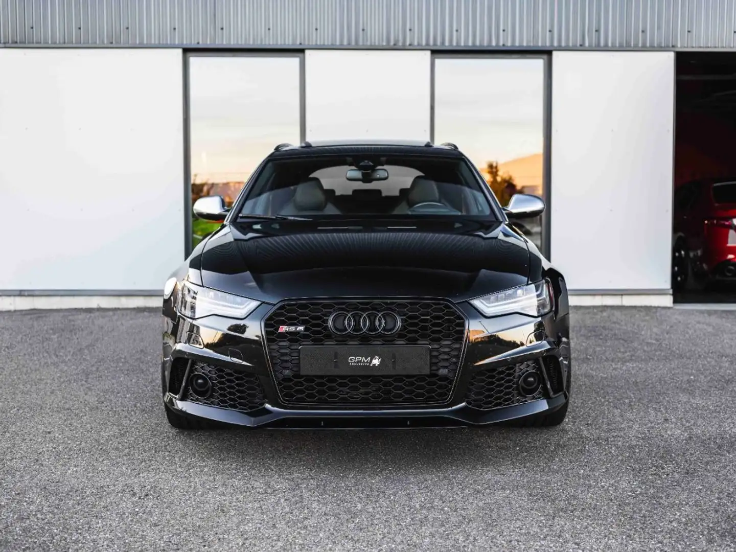 Audi RS6 III (2) AVANT 4.0 TFSI 560 QUATTRO TIPTRONIC Zwart - 1