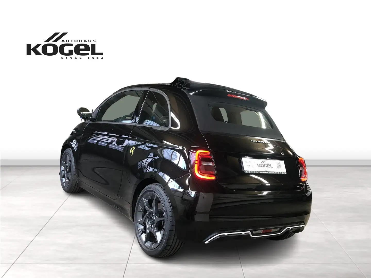 Abarth 500e Cabrio 42 kWh 155 PS Noir - 2