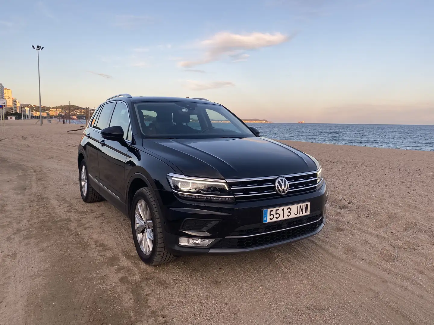 Volkswagen Tiguan Highline BMT/Start-Stopp 4Motion Negro - 1