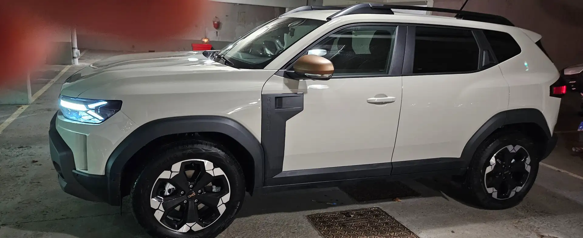 Renault Duster Extrême Bej - 1