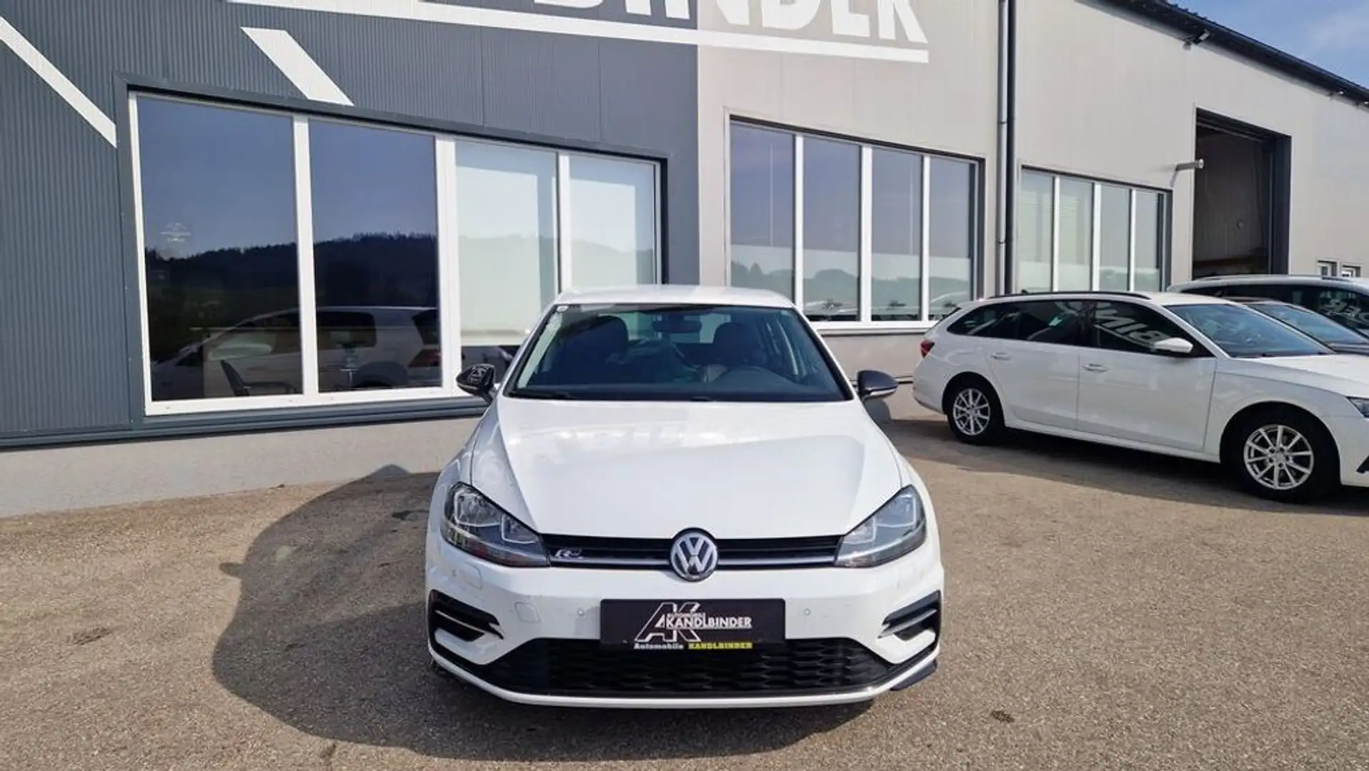 Volkswagen Golf TSI R-Line ''Virtual'' Weiß - 2