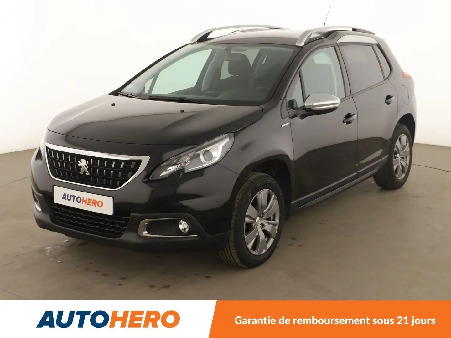 Peugeot 2008 1.2 PureTech Style Noir - 1