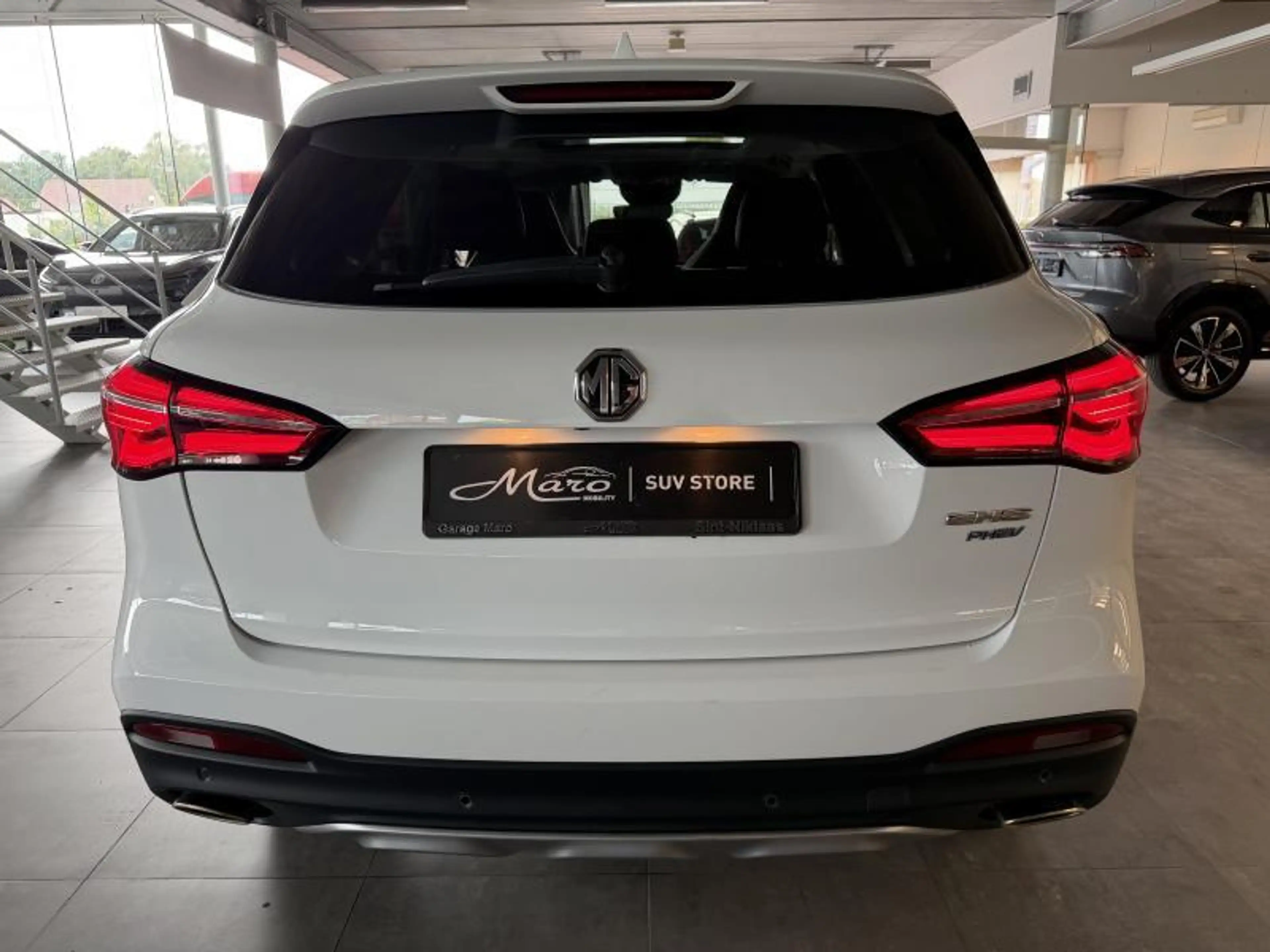MG EHS 1.5T-GDi PLUG-IN Luxury | GPS, camera,... | FULL O — photo 11