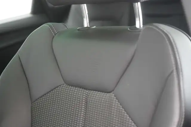 Audi Q3 view 26