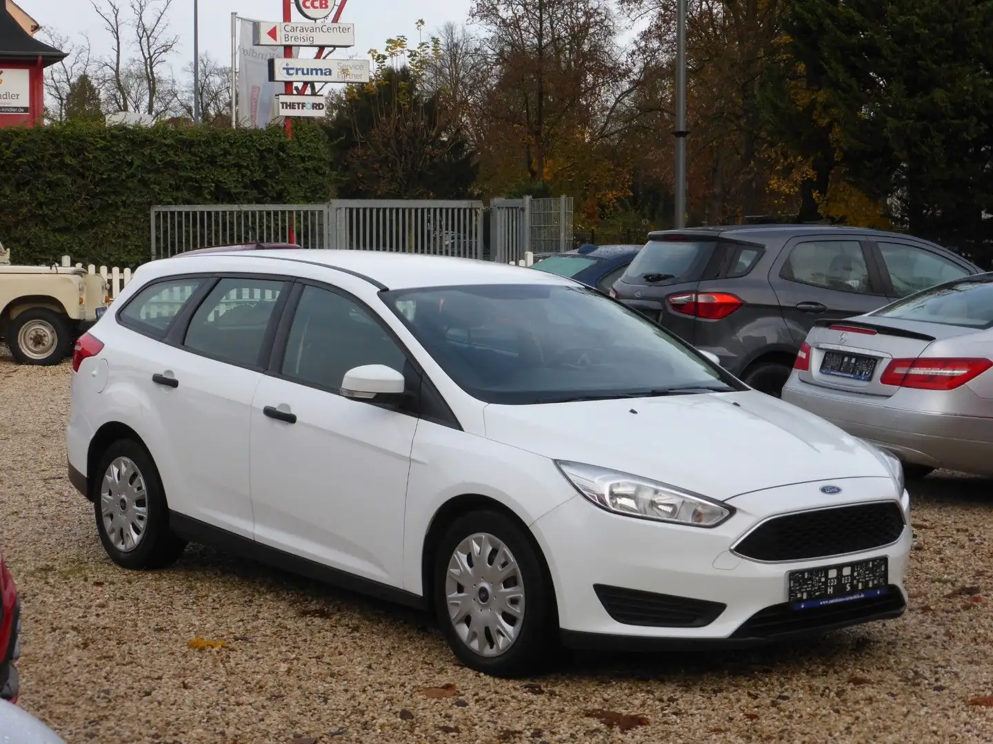 Ford Focus Turnier Ambiente*KLIMA*102000 KM* Wit - 1