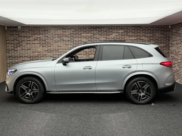 Mercedes-Benz GLC Class view 6