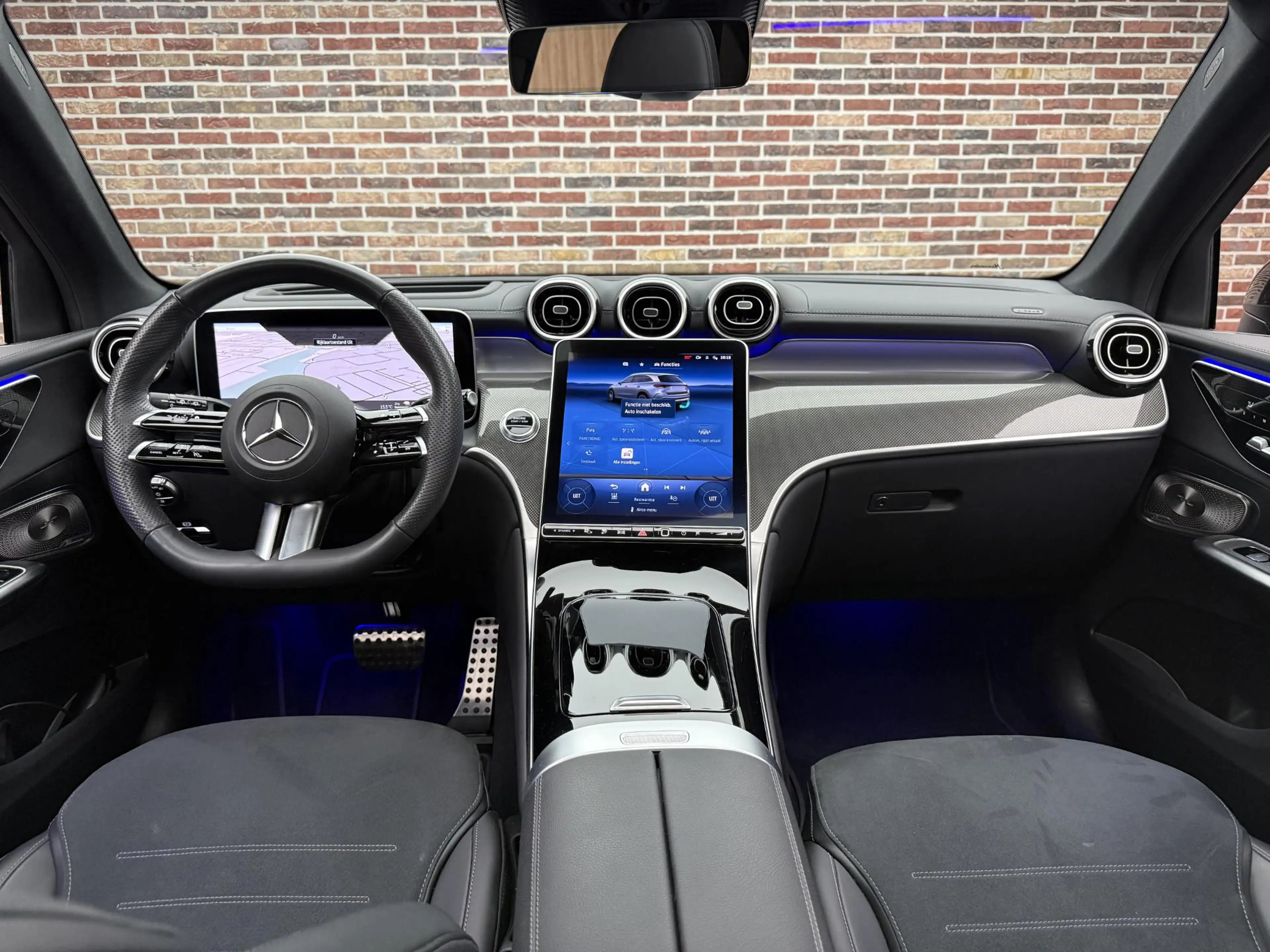 Mercedes-Benz GLC 400 400e 4MATIC AMG Line | Pano | 360 | Trekhaak | Bur — photo 10