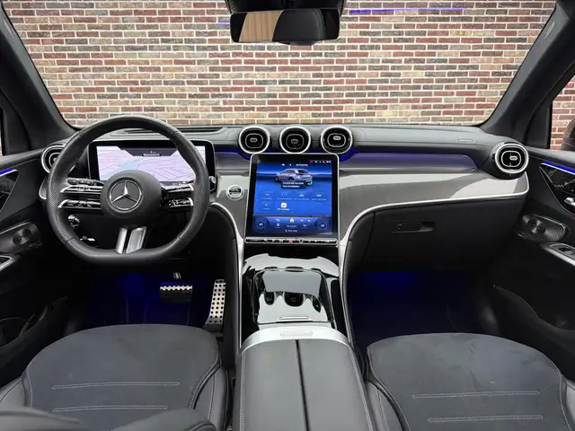 Mercedes-Benz GLC Class view 10