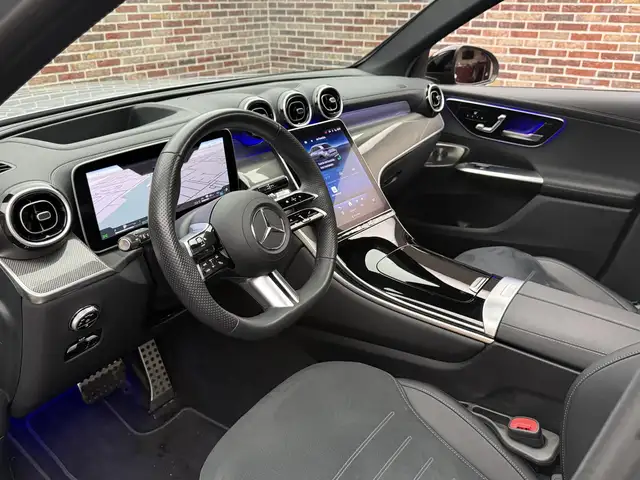 Mercedes-Benz GLC Class view 3
