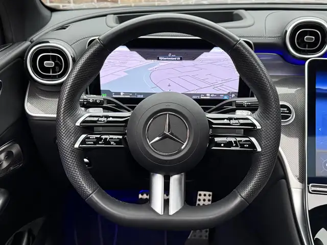 Mercedes-Benz GLC Class view 11