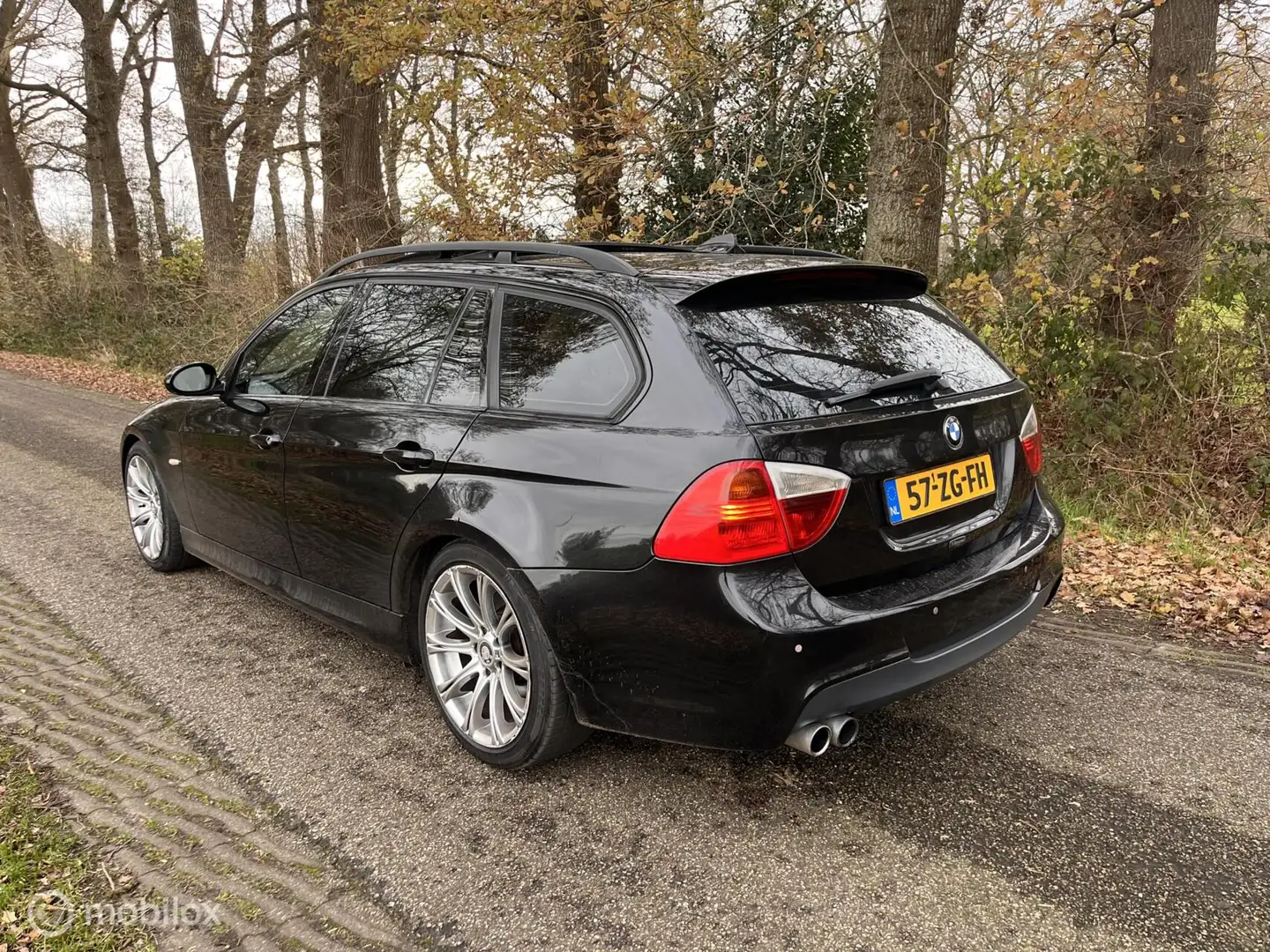 BMW 325 3-serie Touring 325d High Executive | M-PAKKET | P Noir - 2