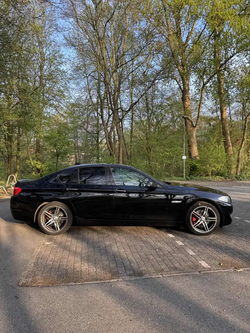 BMW 525 AUT/LEDER/HEADUP/XENON/SCHDACH Schwarz - 2